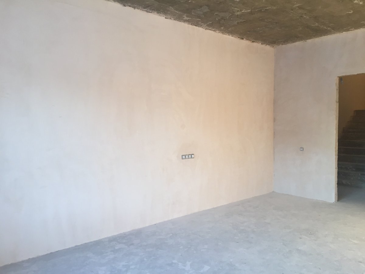 Поштукатуренные стены