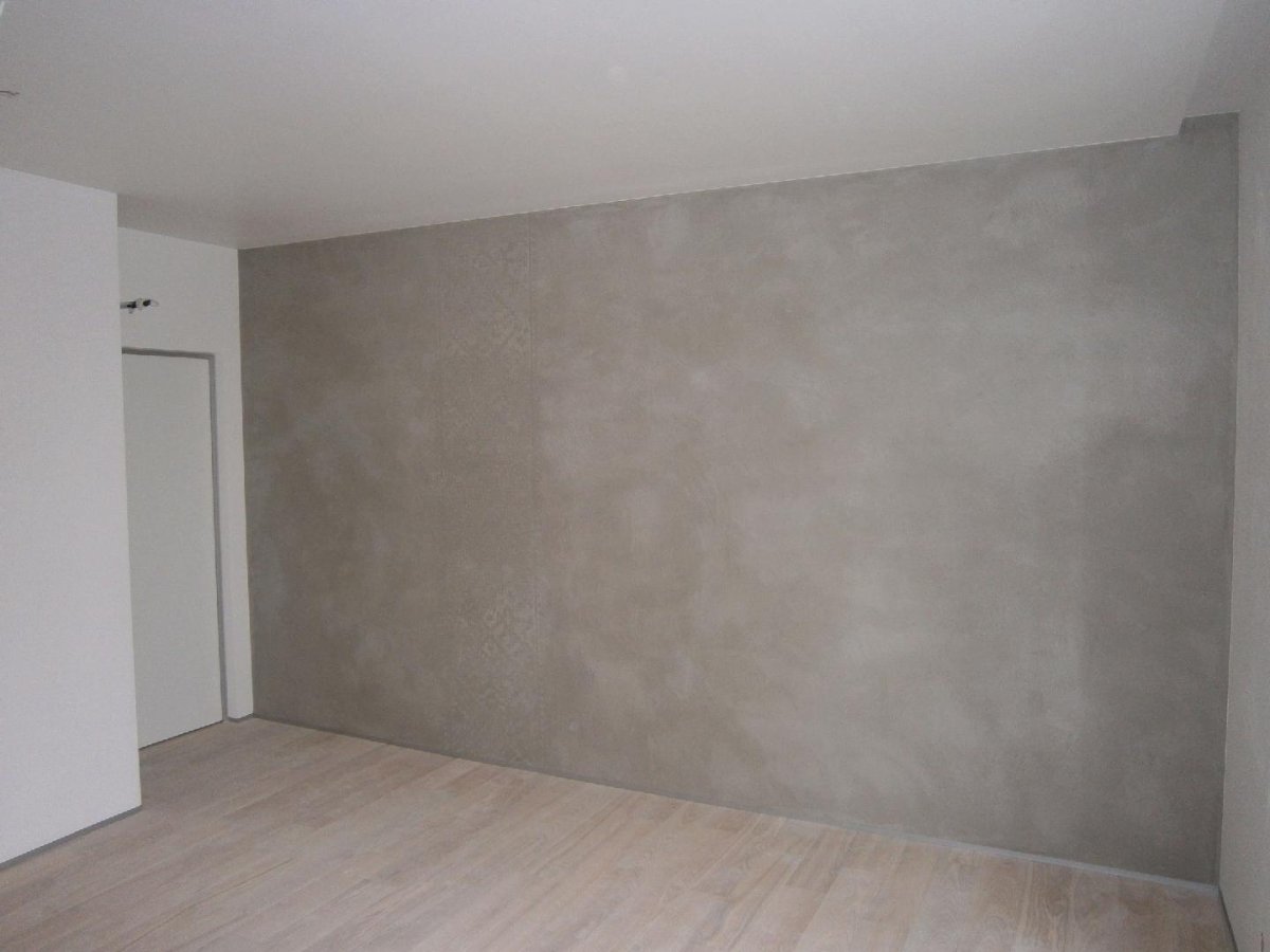 Покраска черновых стен?