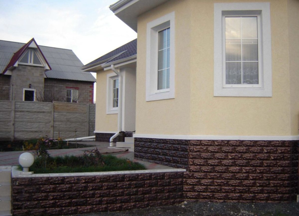 Фасады домов из кирпича