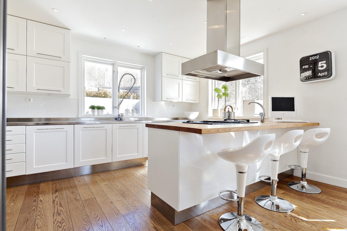 Светлые кухни