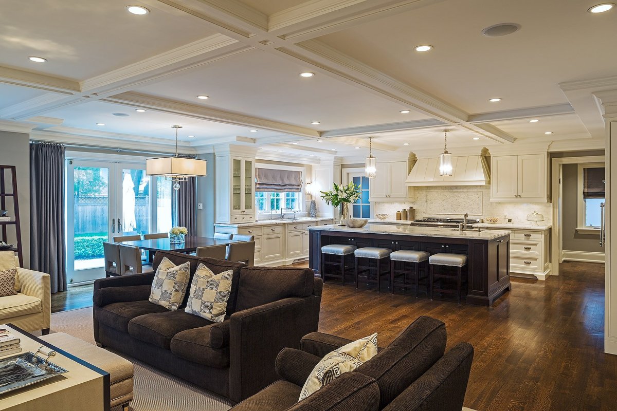 Кухня гостиная с островом