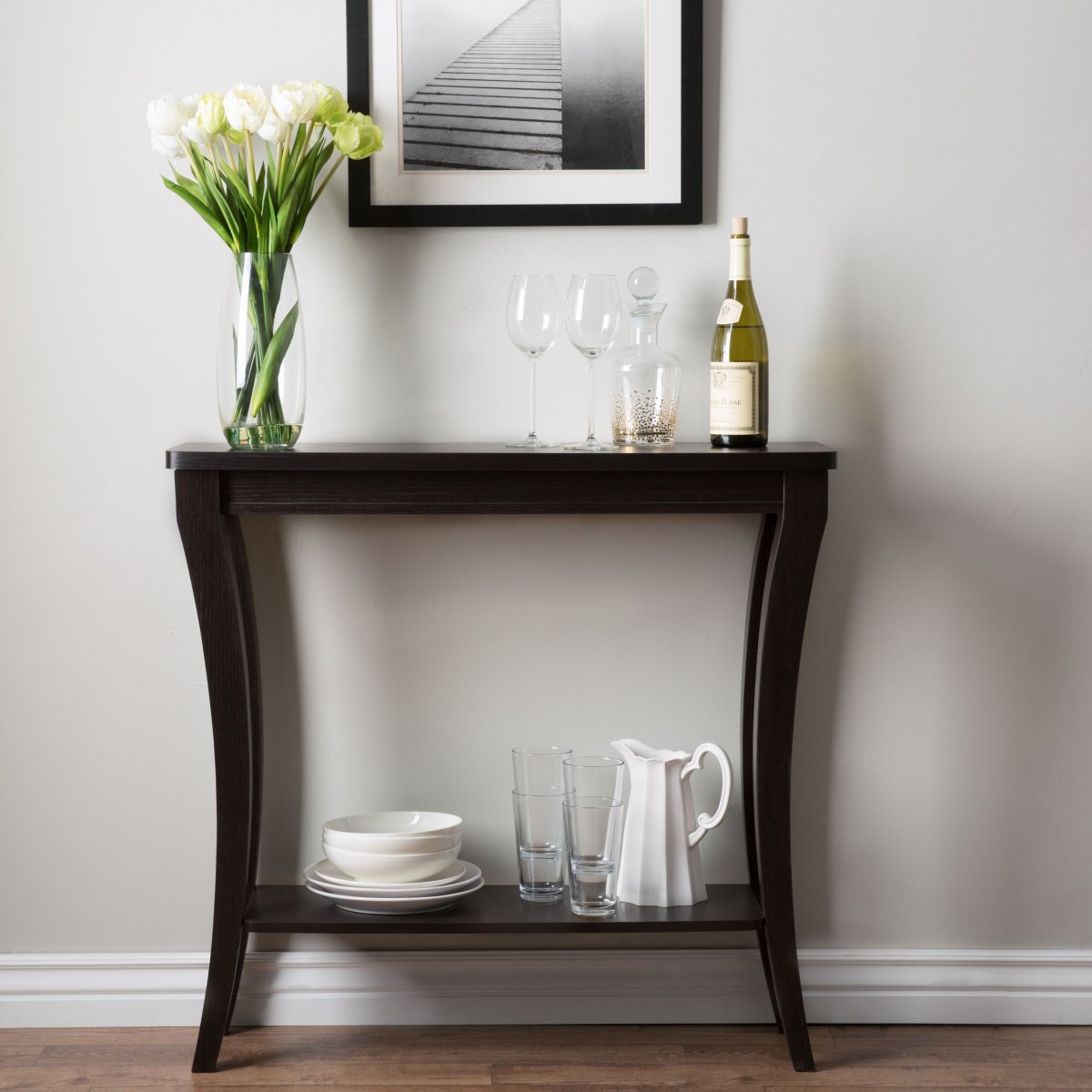 Угловая консоль в прихожую