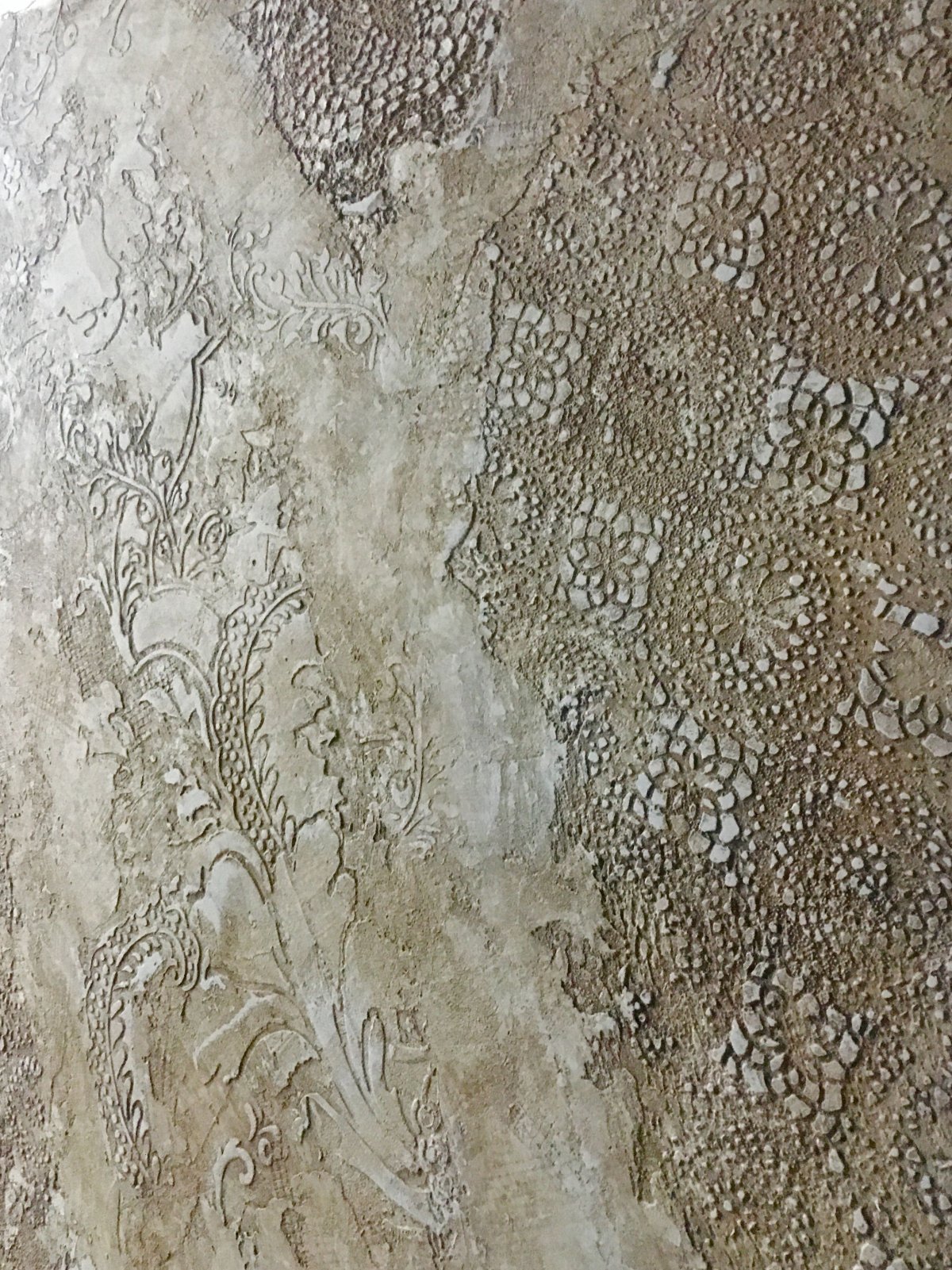 Стена из состаренного дерева