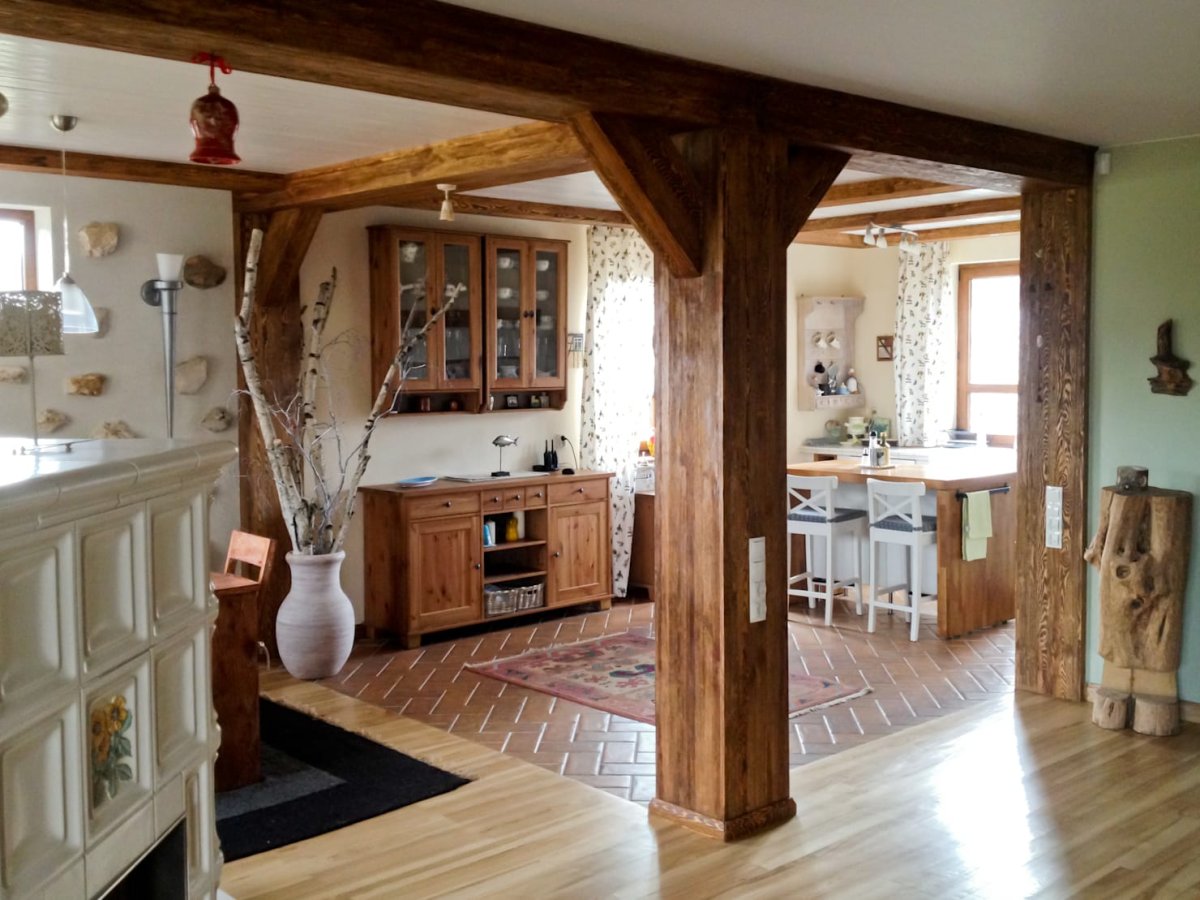 Прихожая в загородном доме