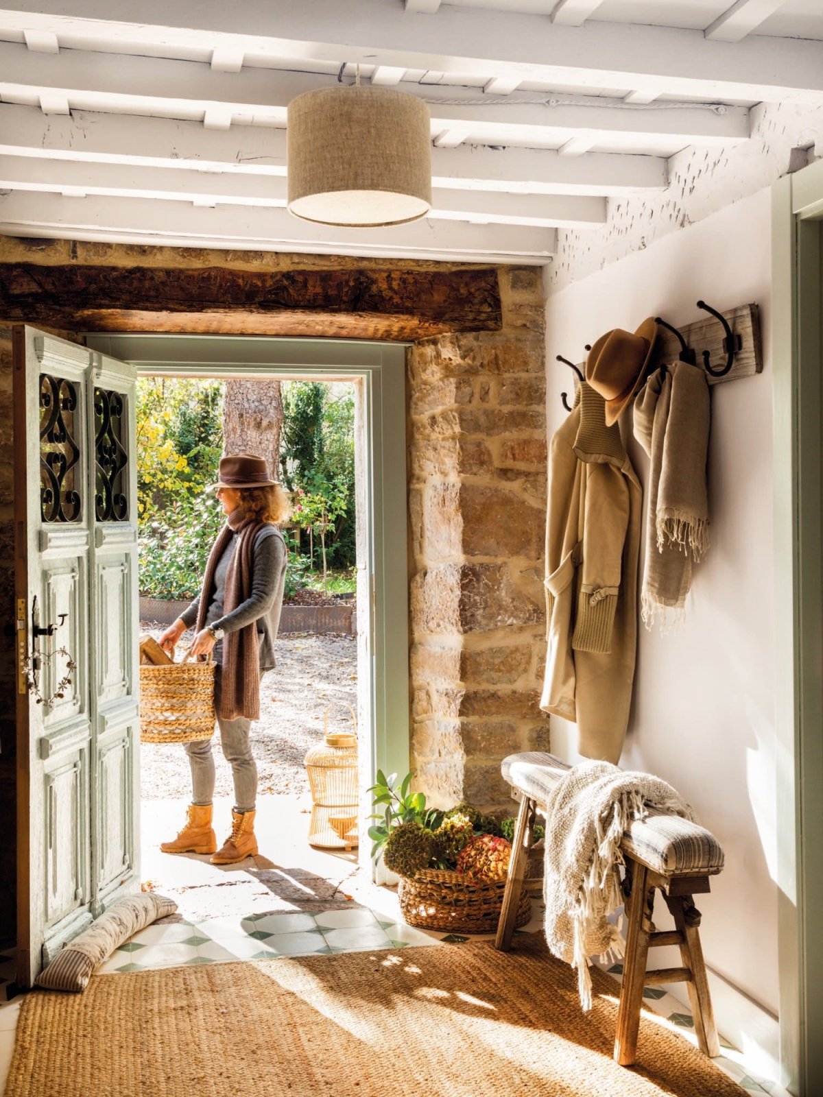 Прихожая в стиле Кантри в квартире