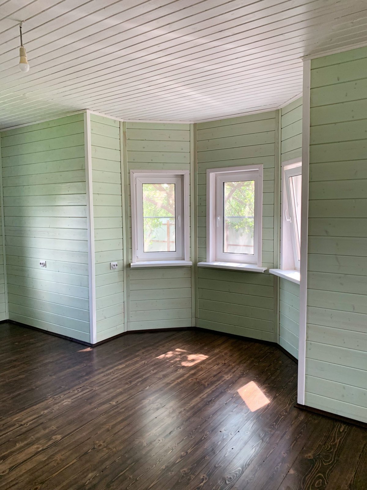 Обшивка стен евровагонкой