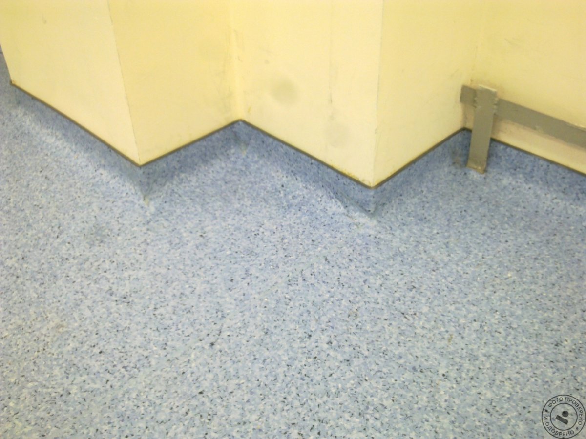 Плинтус для линолеума