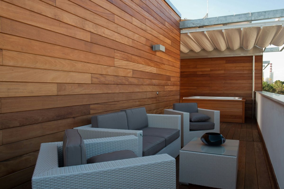 Отделка планкеном внутри