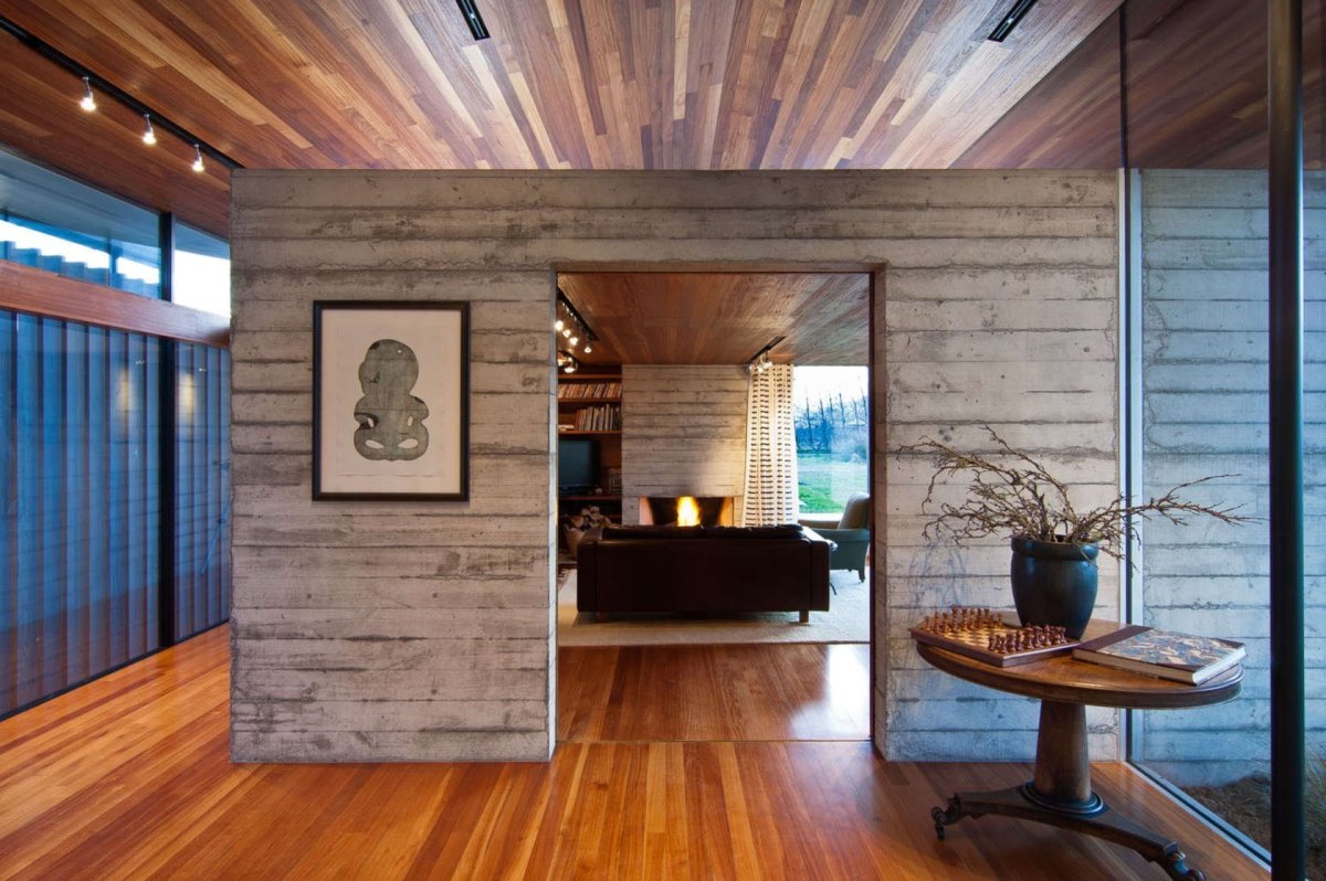 Дерево в интерьере