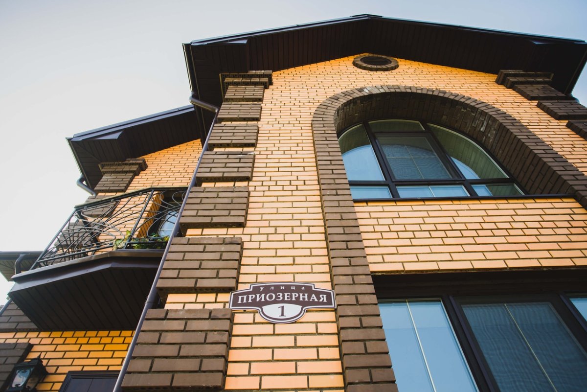 Дом из гибкого Клинкера