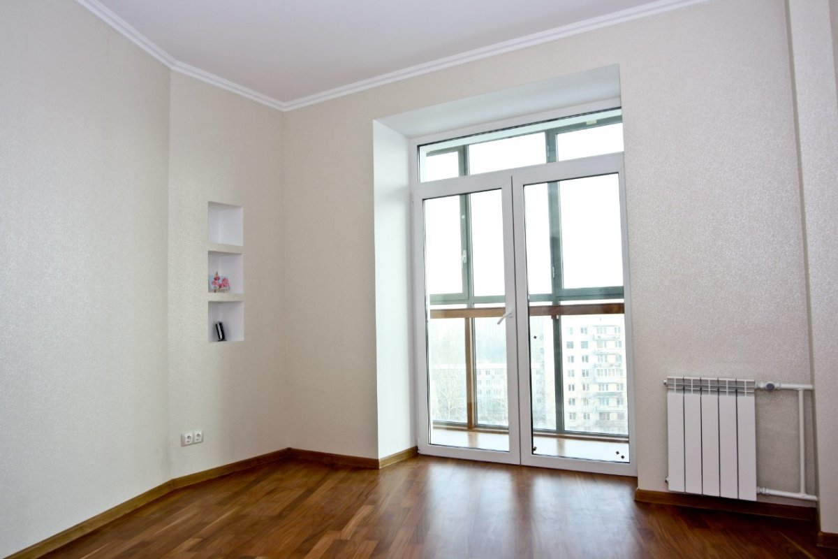 Полы и стены по чистовую отделку