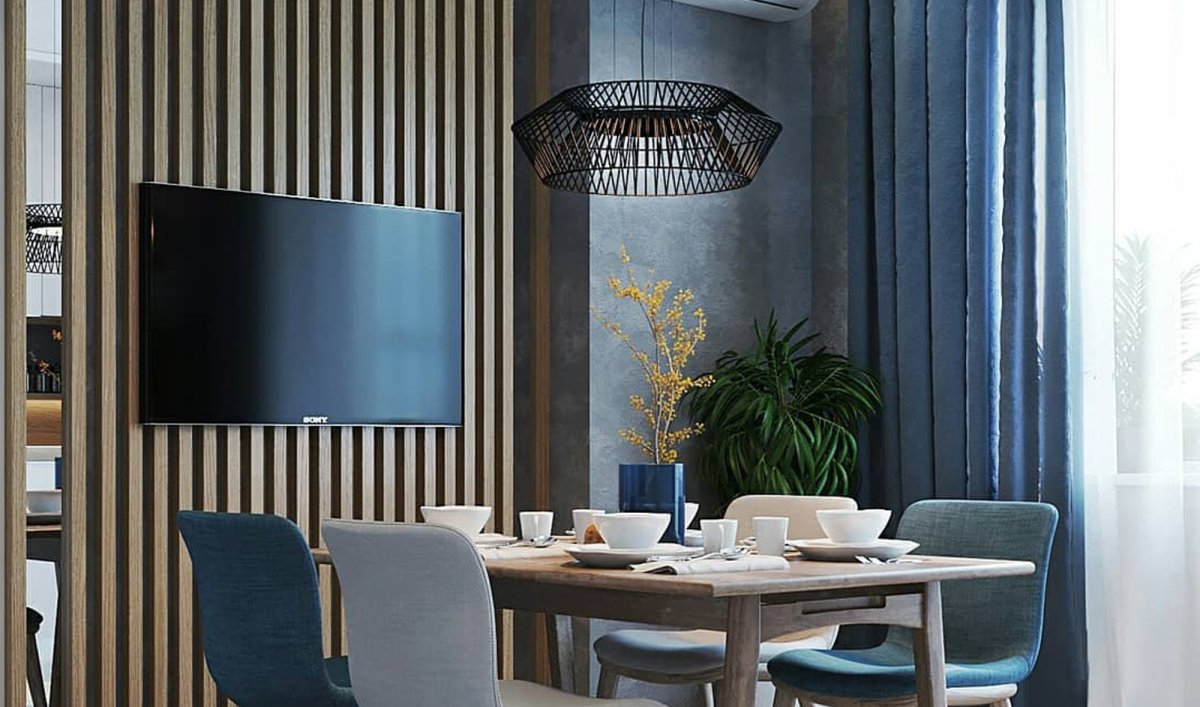 Рейки на стене с телевизором