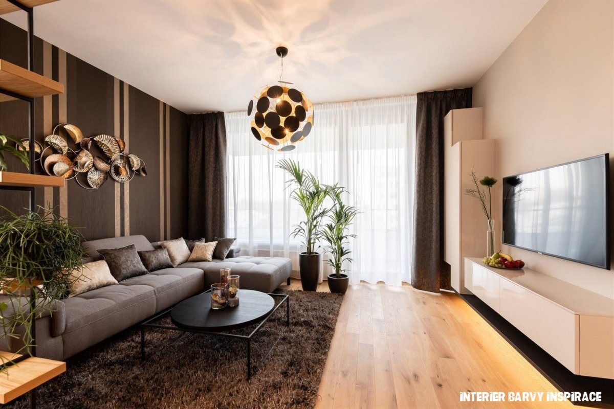 Спальня в коричневых тонах