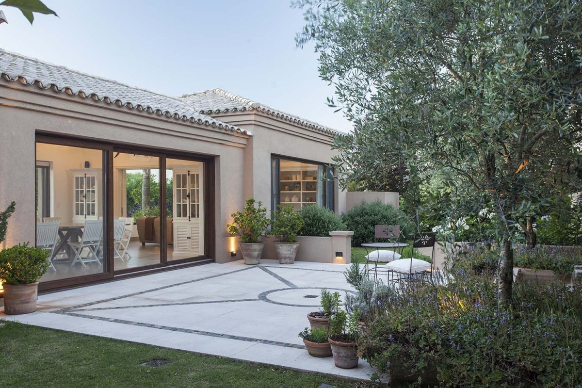 Одноэтажные дома в средиземноморском стиле