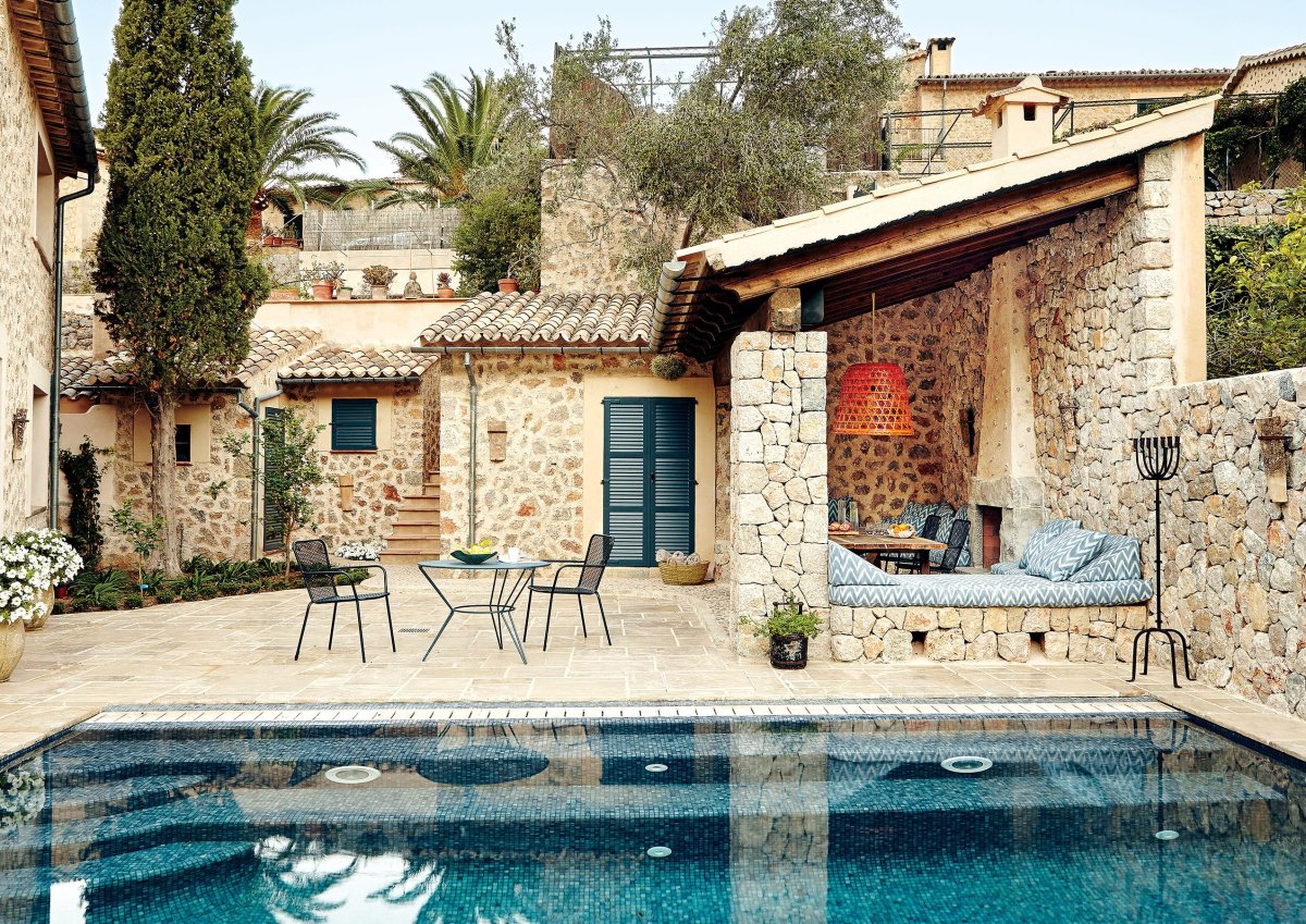 Домики дачи на море в стиле Средиземноморья