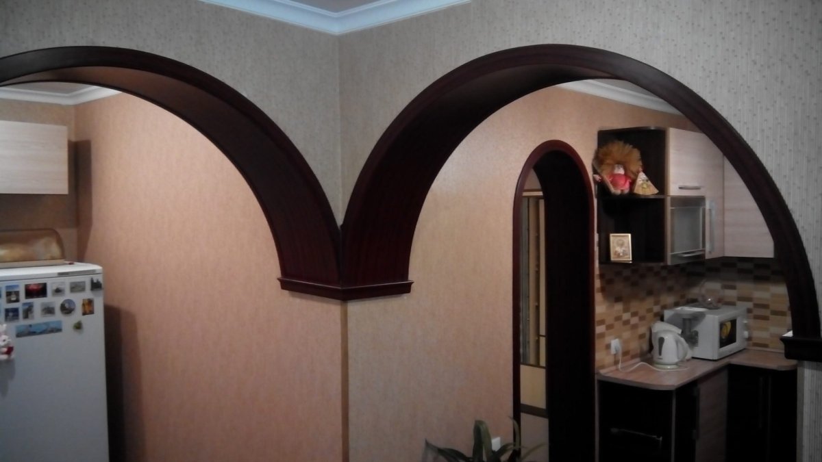 Арочный отделочный уголок