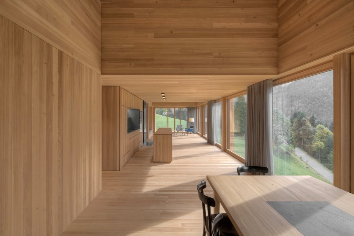 Отделка планкен лиственница интерьер