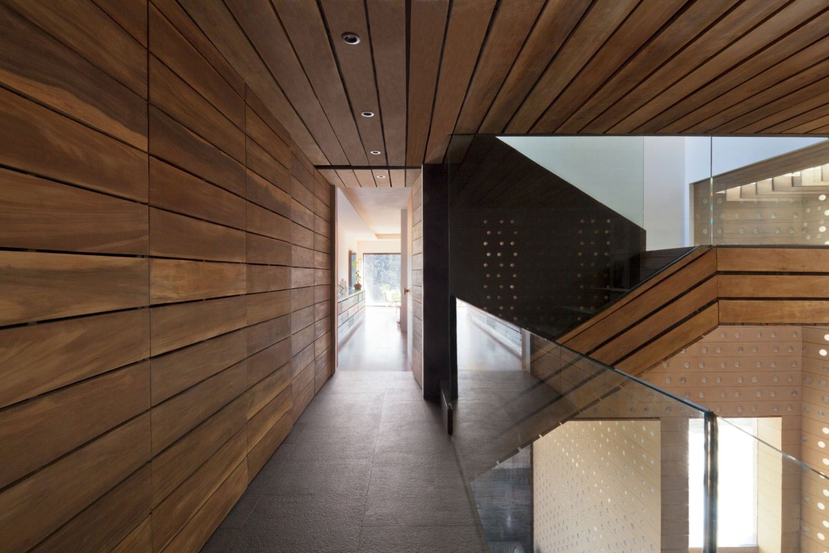 Планкен лиственница мансарда