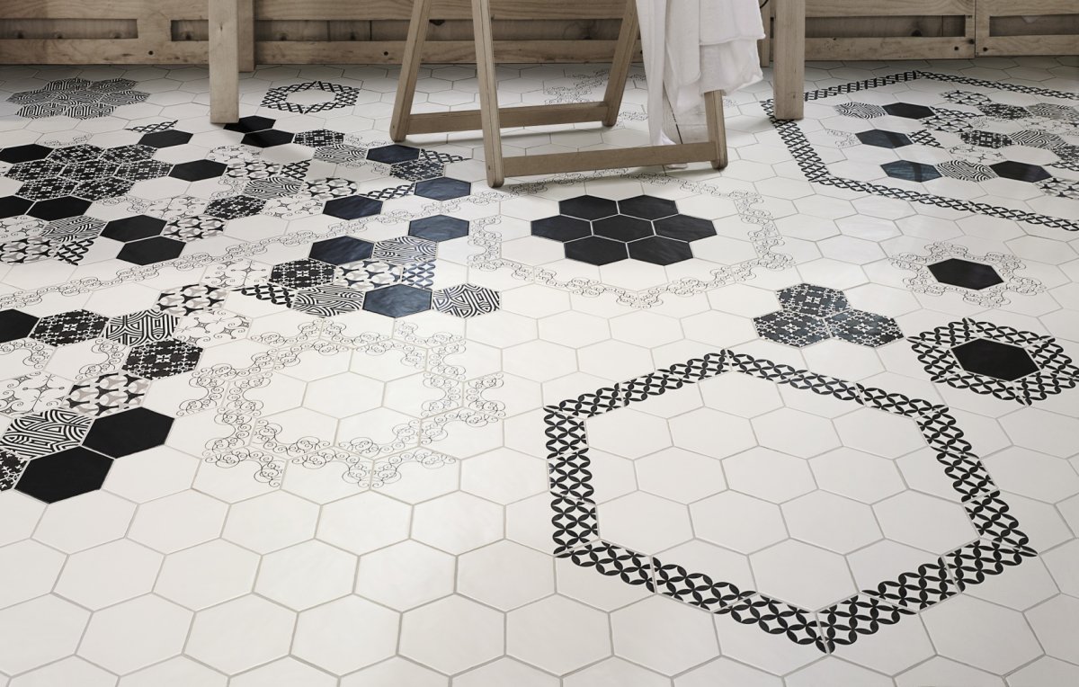 Плитка сотами в коридоре