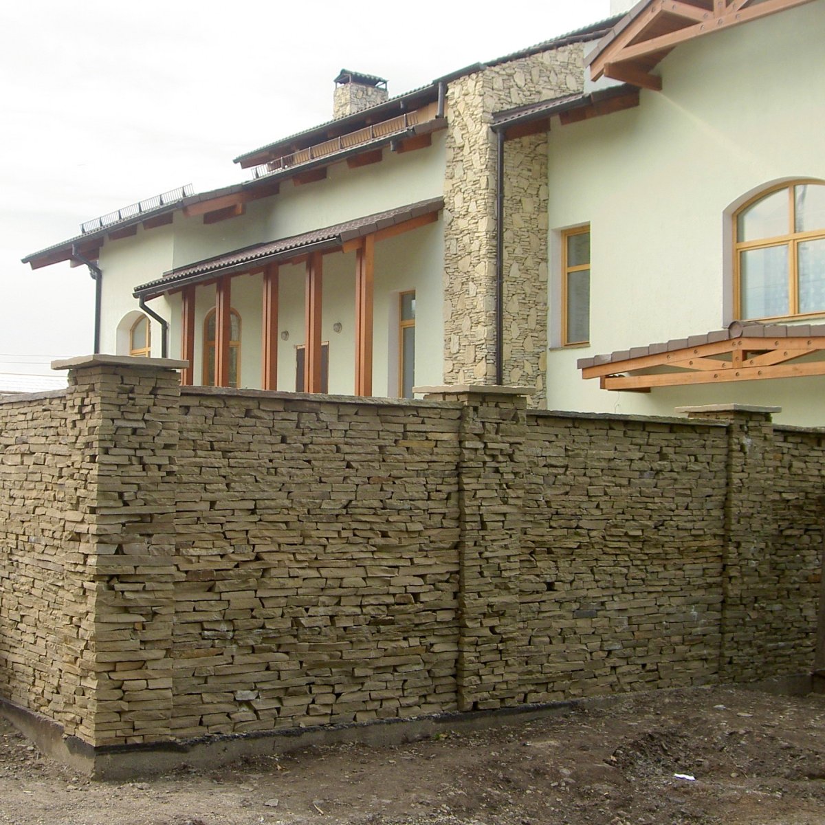 Фигуры из бутового камня