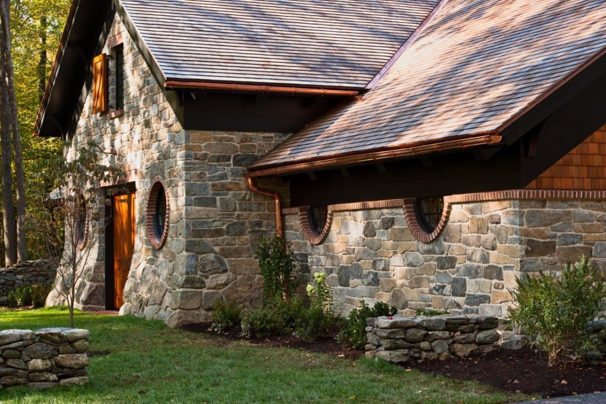 Первые дома из каменной кладки