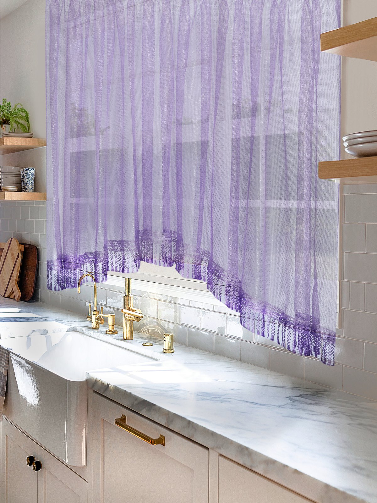 Шторы с подхватами с простенком