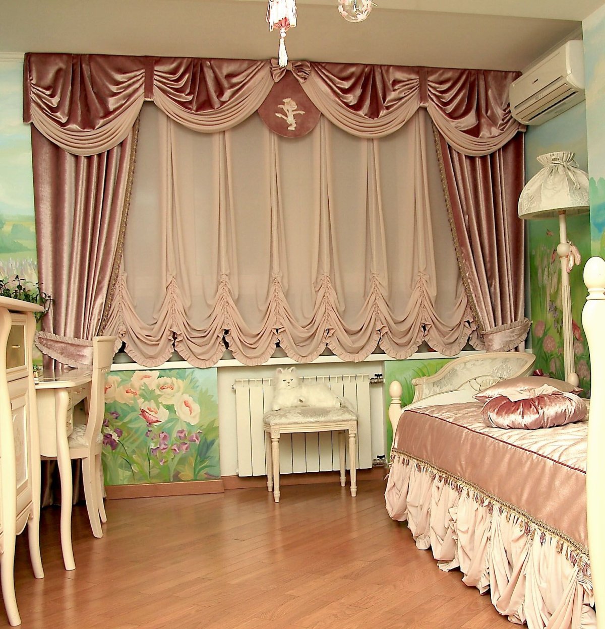 Ситцевые шторы на кухню