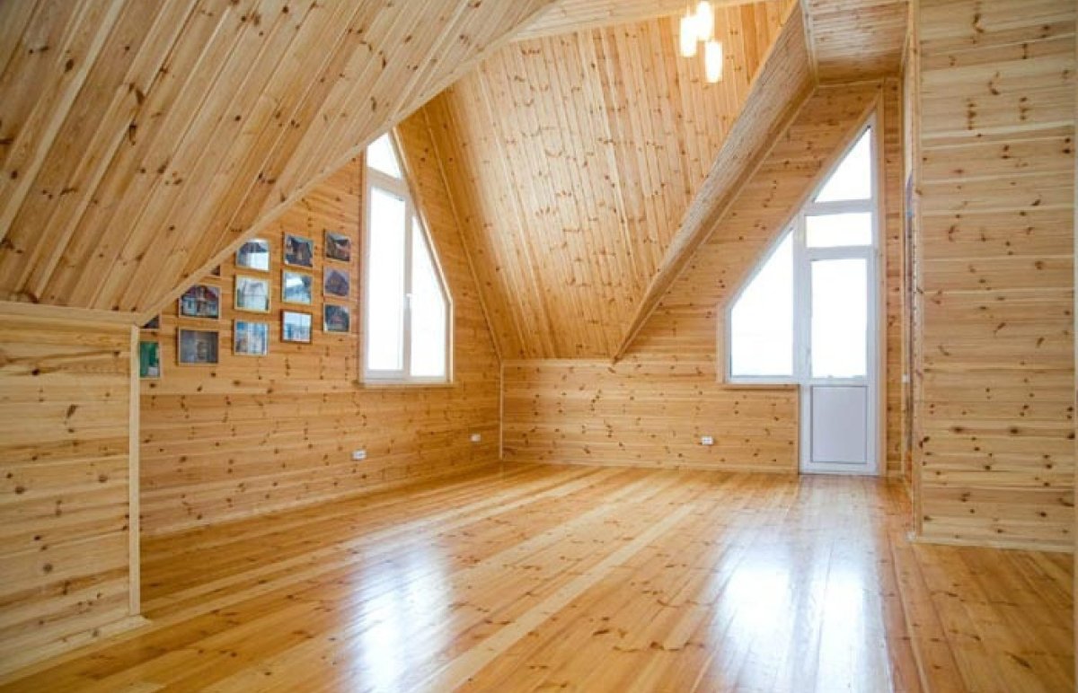 Вертикальная имитация бруса в интерьере