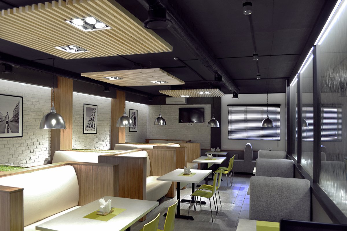 Интерьер маленькой кофейни