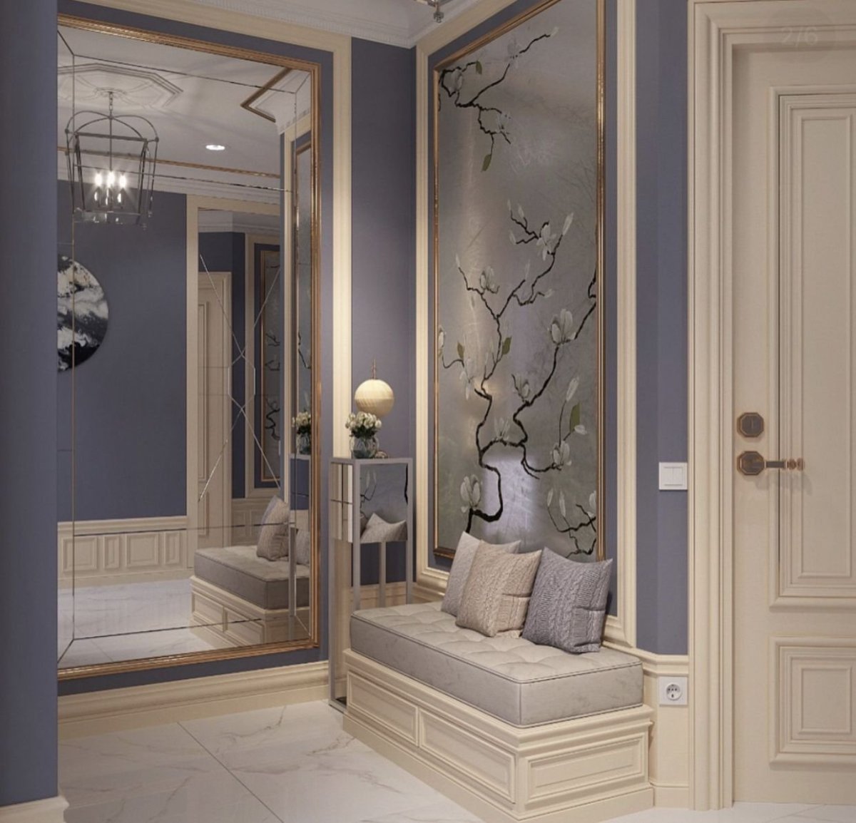 Маленькая прихожая с коляской