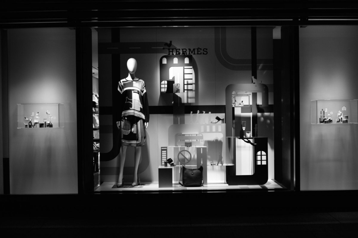 Витрина с манекенами