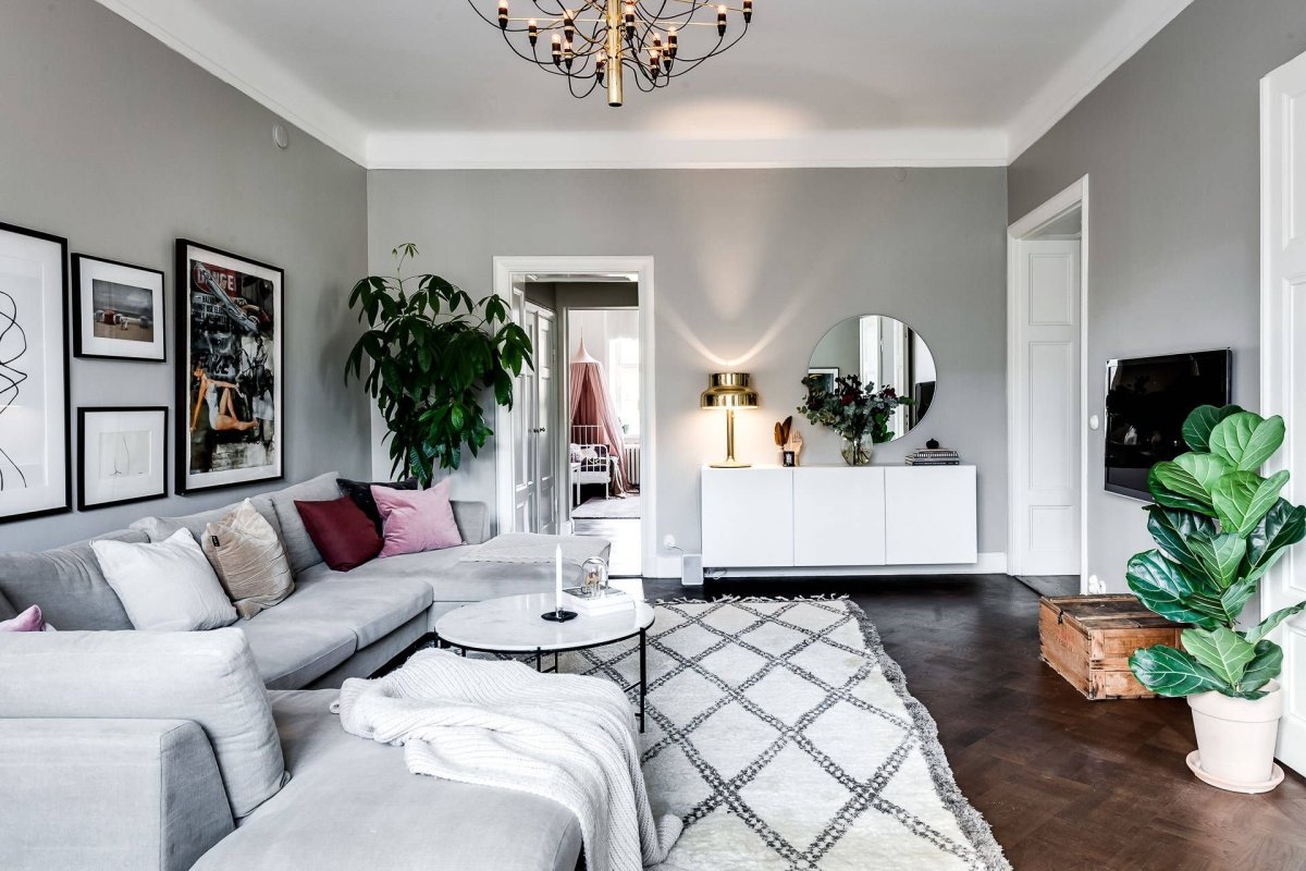 Серая стена