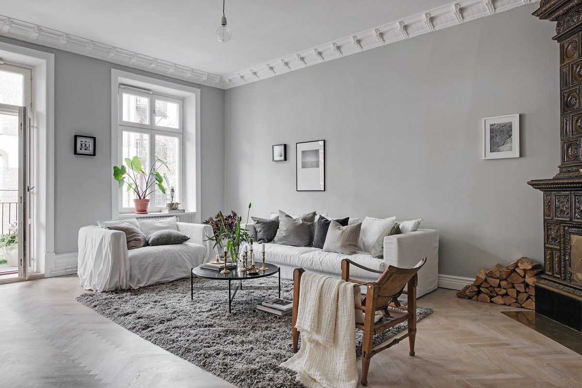 Светло серые стены