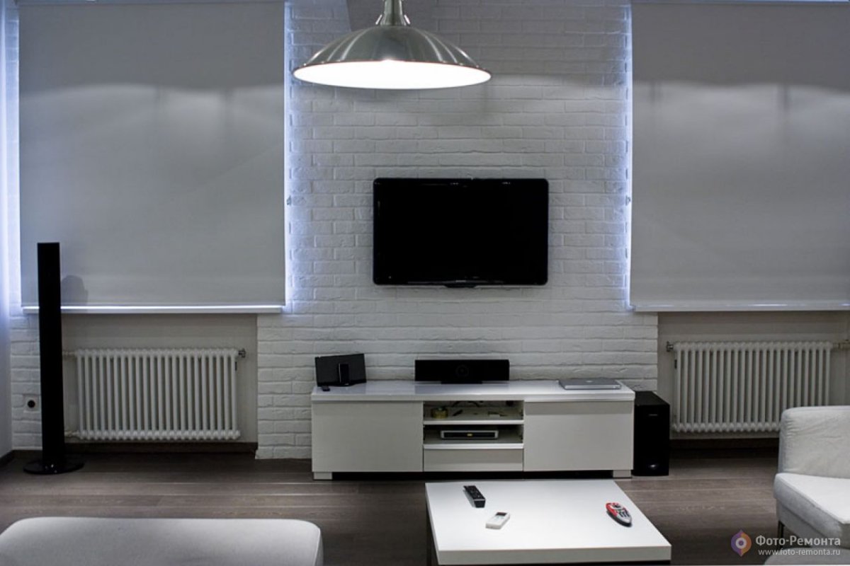 Гостиная в темных тонах