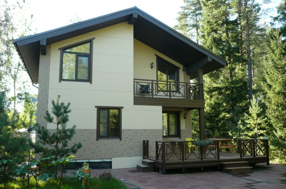 Комбинированная отделка фасада