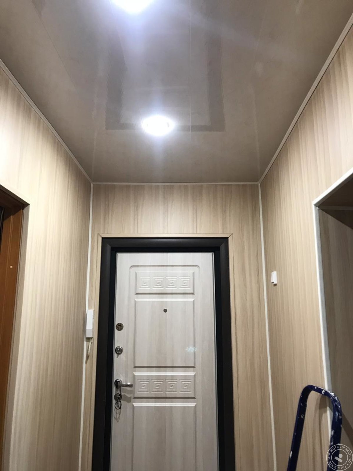 Панели для прихожей