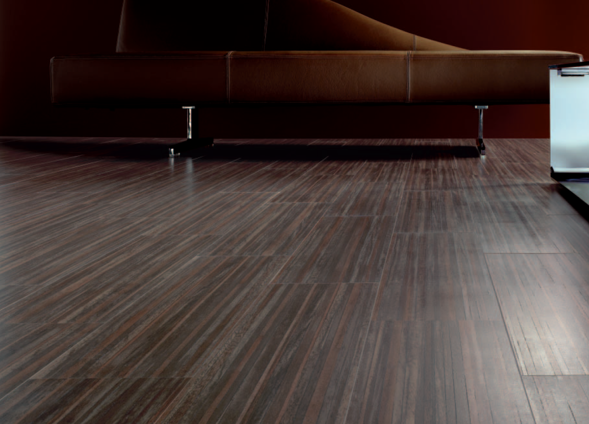 Керамогранит под дерево Castagno (каштан) GWD 122057