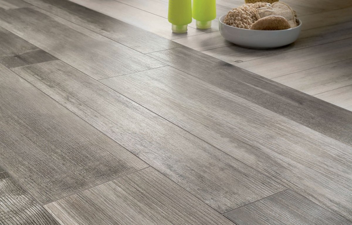 Ariana Larix напольная