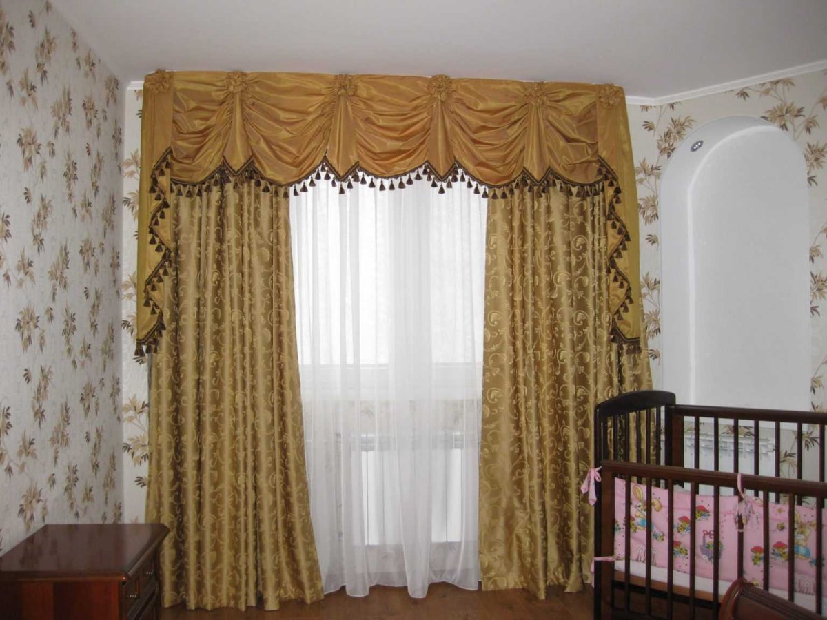 Шторы с ламбрекеном в гостиную 2019