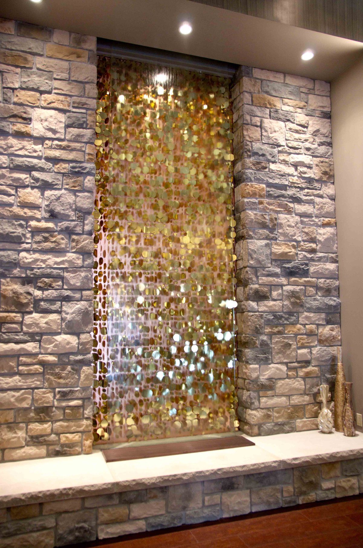 Водопад в интерьере