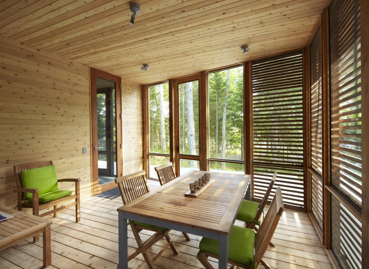 Деревянная веранда