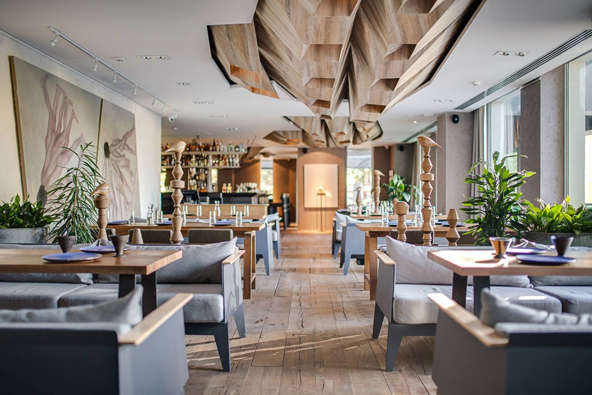 Ресторан в современном стиле