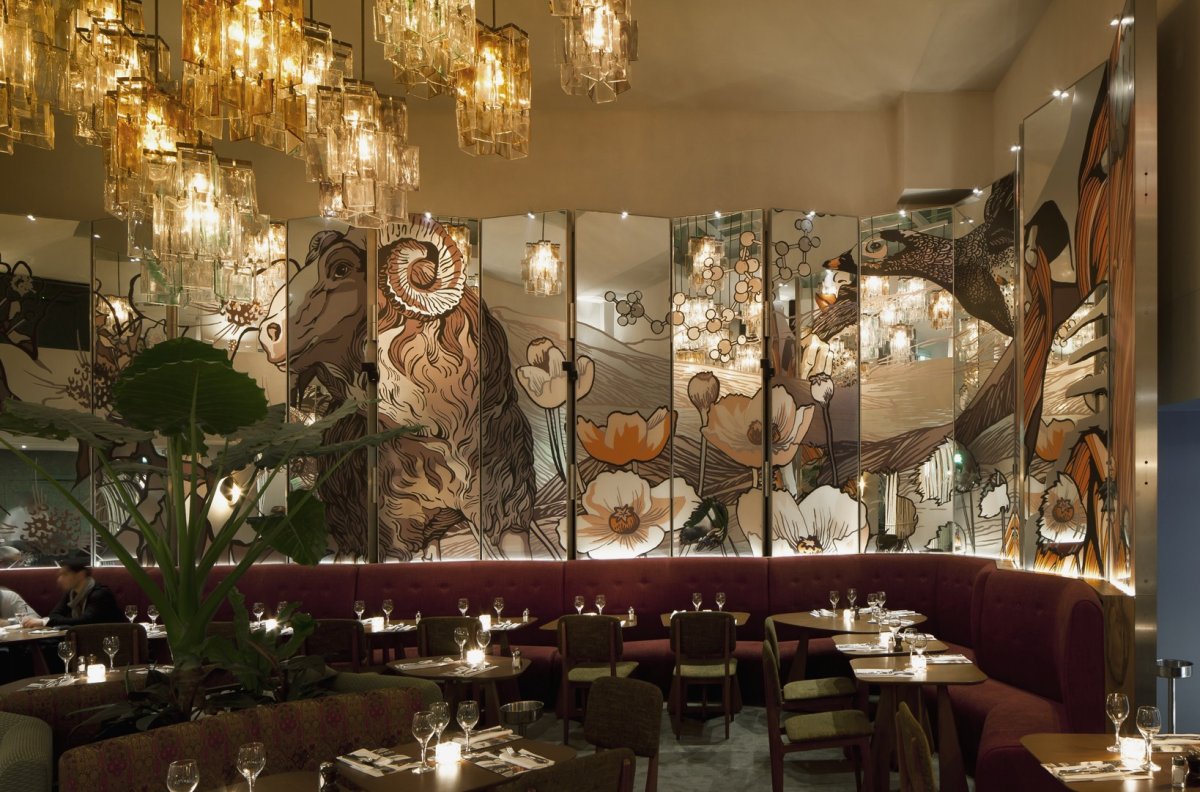 Парижское кафе интерьер