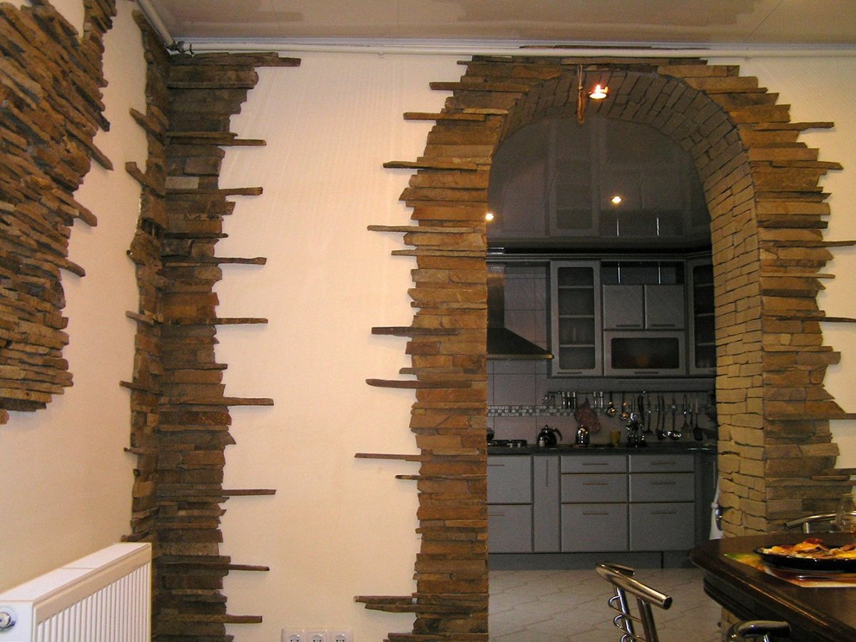 Кирпичная полуарка