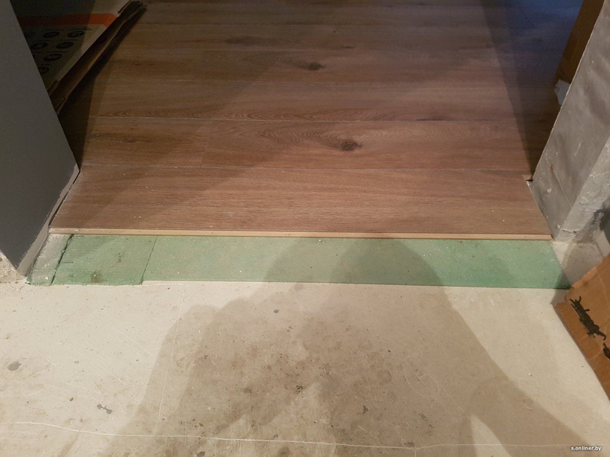 Соединение плитки и ламината