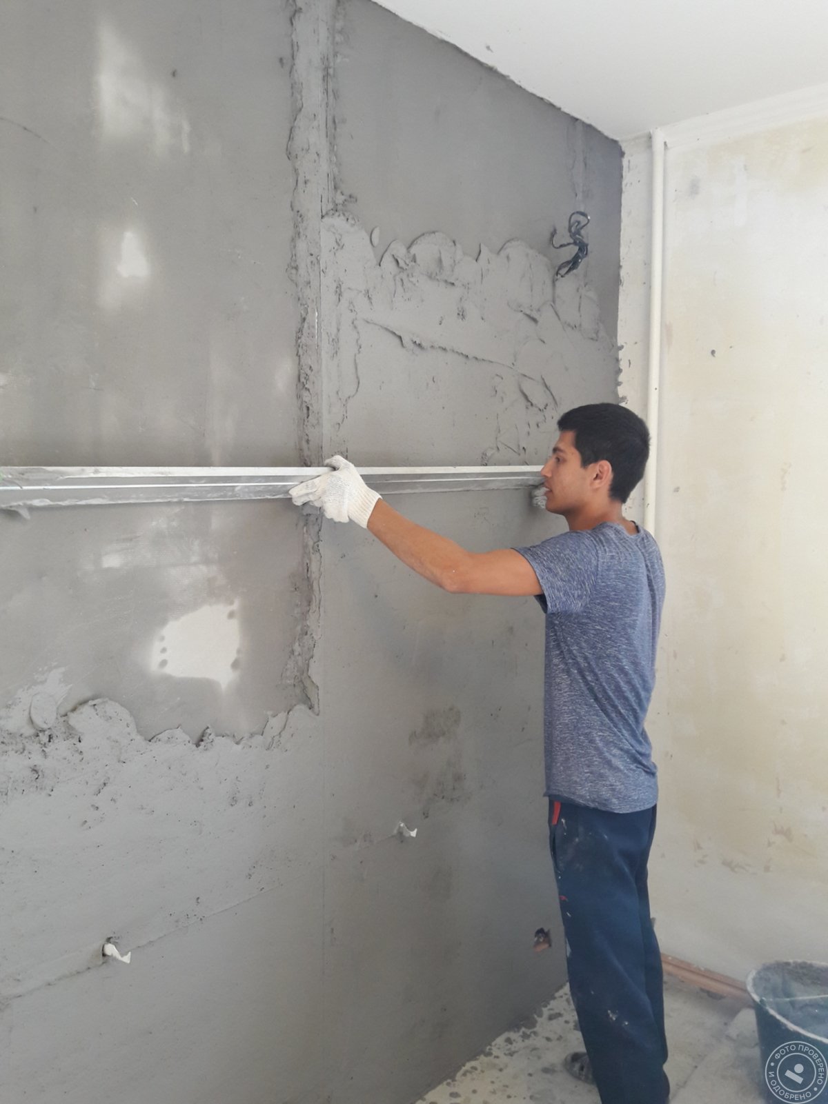 Маяк для цементной штукатурки