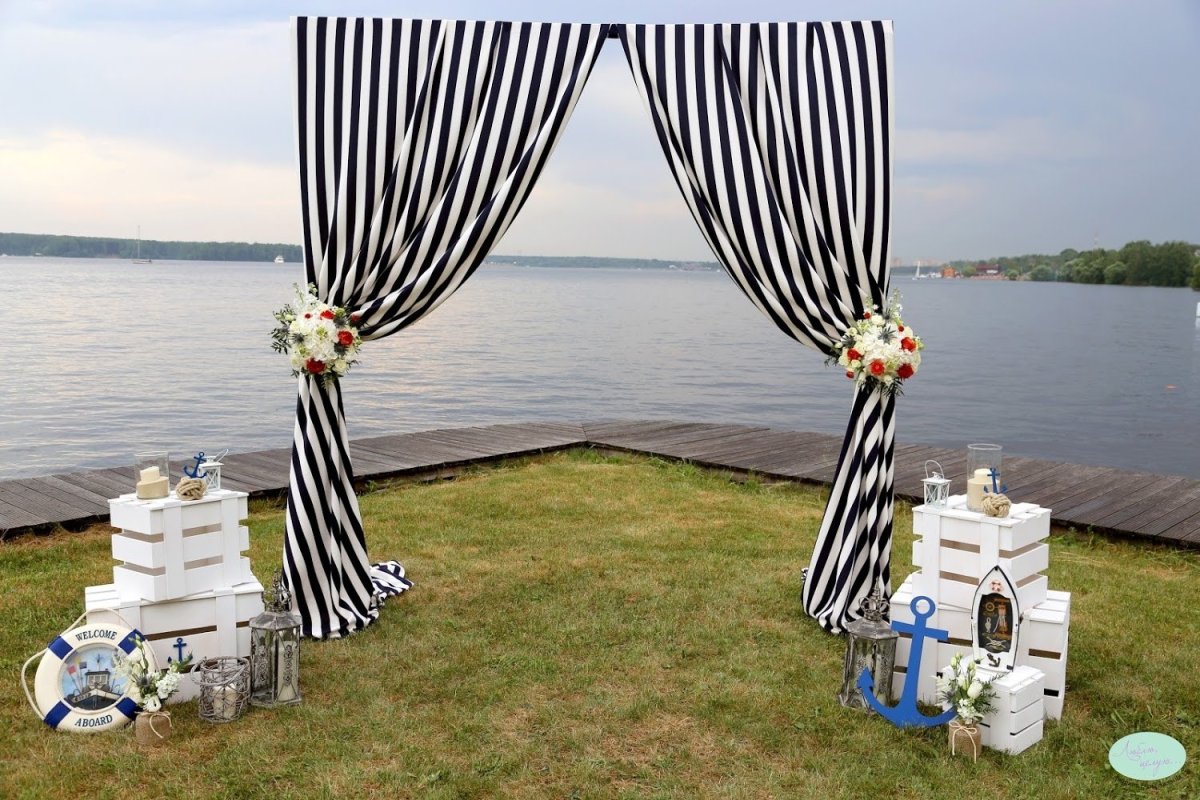 Фотозона на свадьбу в морском стиле