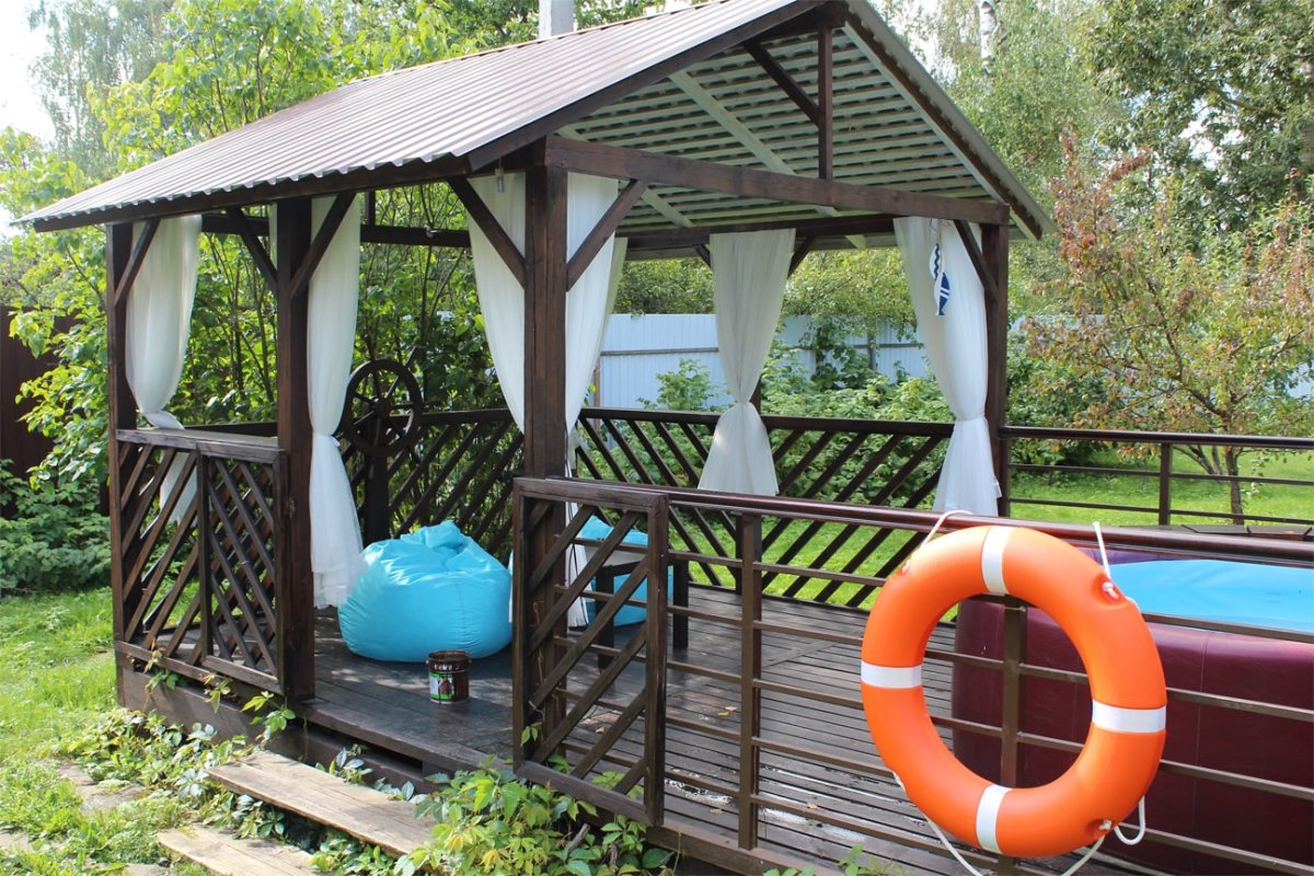 Беседка в морском стиле