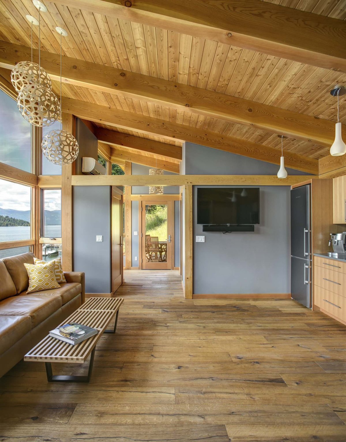 Интерьер в каркасном доме