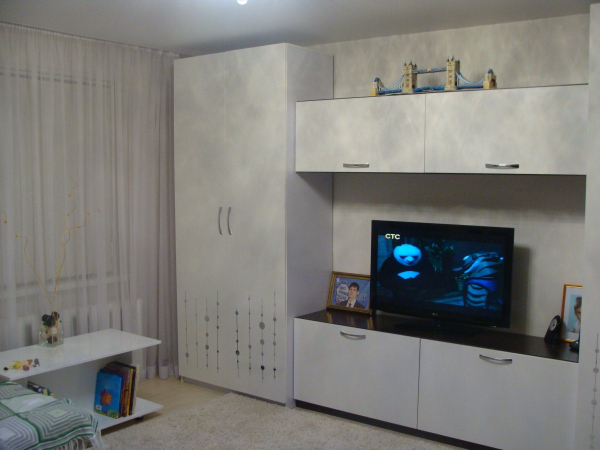 Гостиная угловая стенка